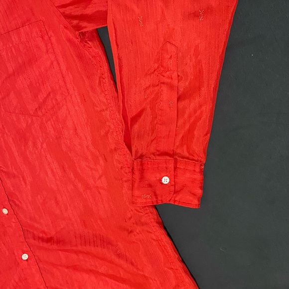 Vintage Yves Saint Laurent red button up size medium - Picture 2 of 8